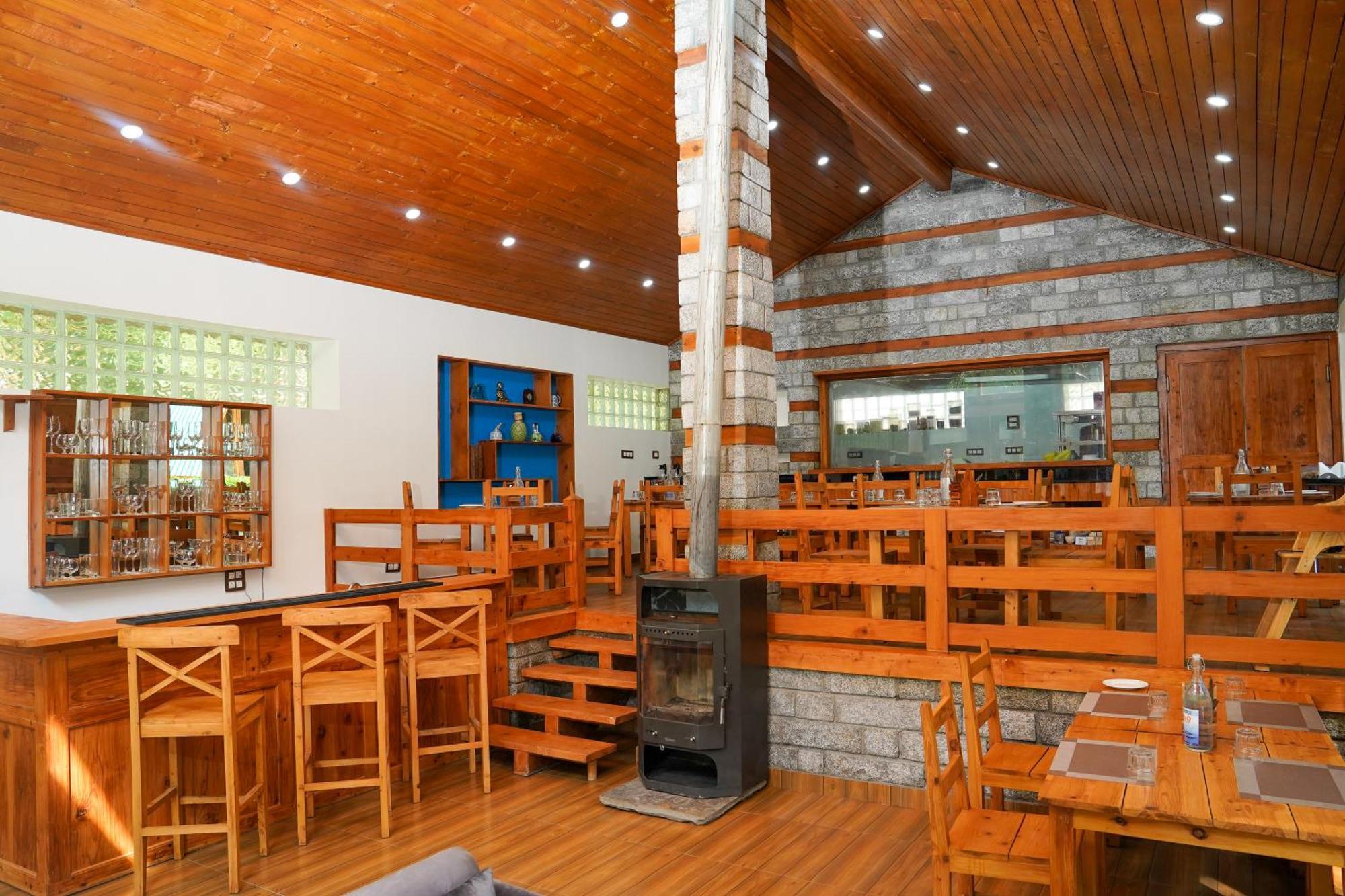 Hotel Zone Connect By The Park, Manali Exterior foto